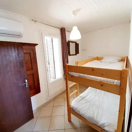 Maison De Village Atypique 8-10 Pers *