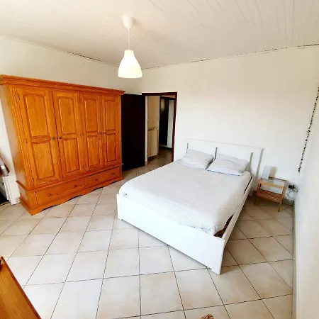 Maison De Village Atypique 8-10 Pers *