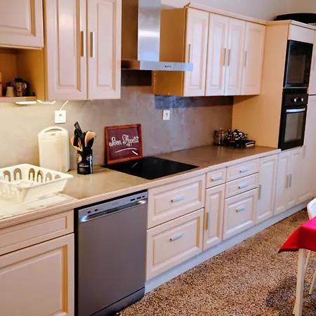 Maison De Village Atypique 8-10 Pers Σπίτι διακοπών *