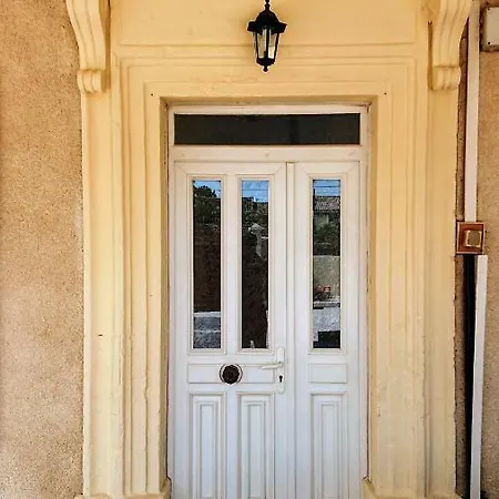 Maison De Village Atypique 8-10 Pers Сasa de vacaciones