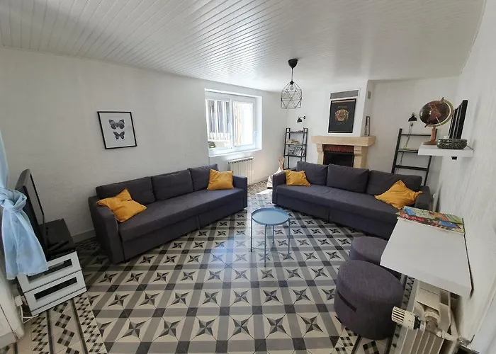 別荘 Maison De Village Atypique 8-10 Pers Saint-Gervasy